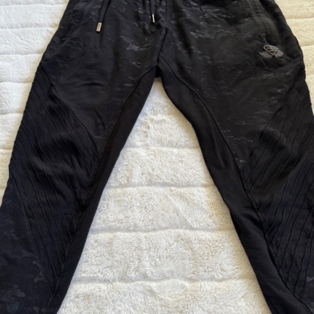 Bodyengineesrs tracksuit - Picture 2 of 6